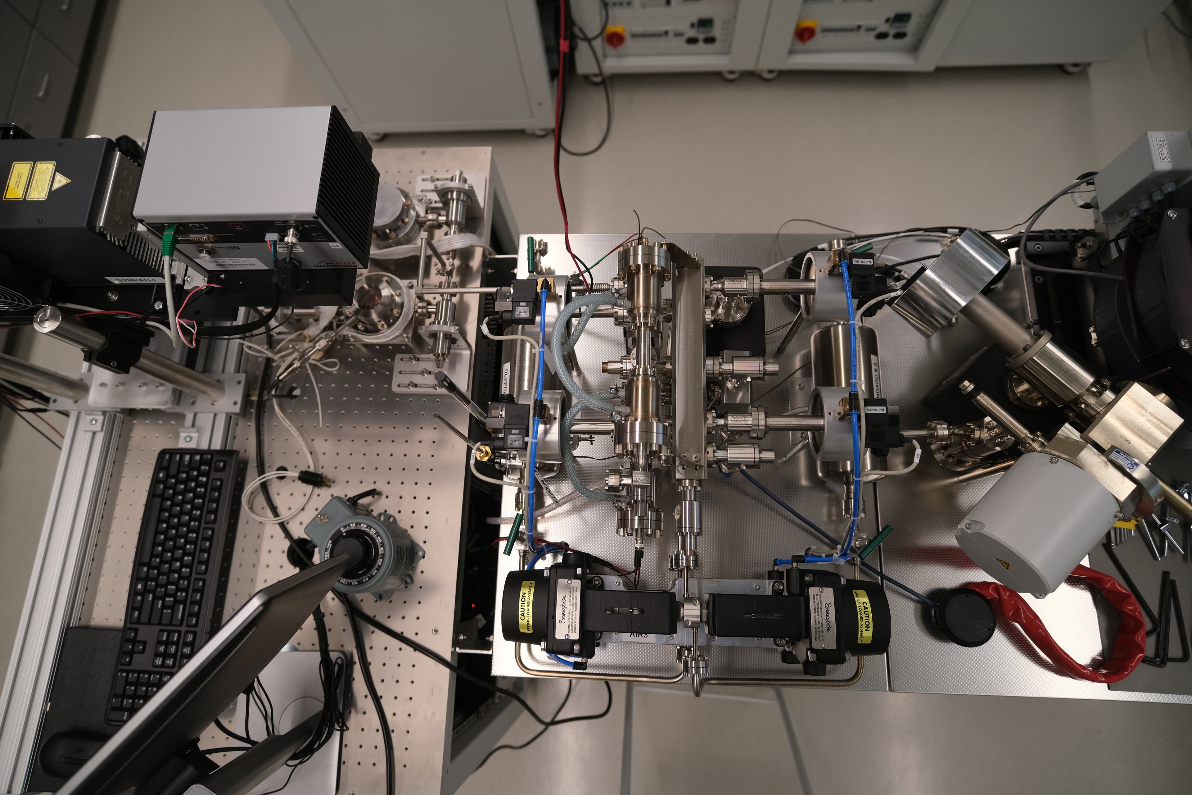 <p>Custom-made extraction line connected to a Thermo NG Prep Bench.</p>